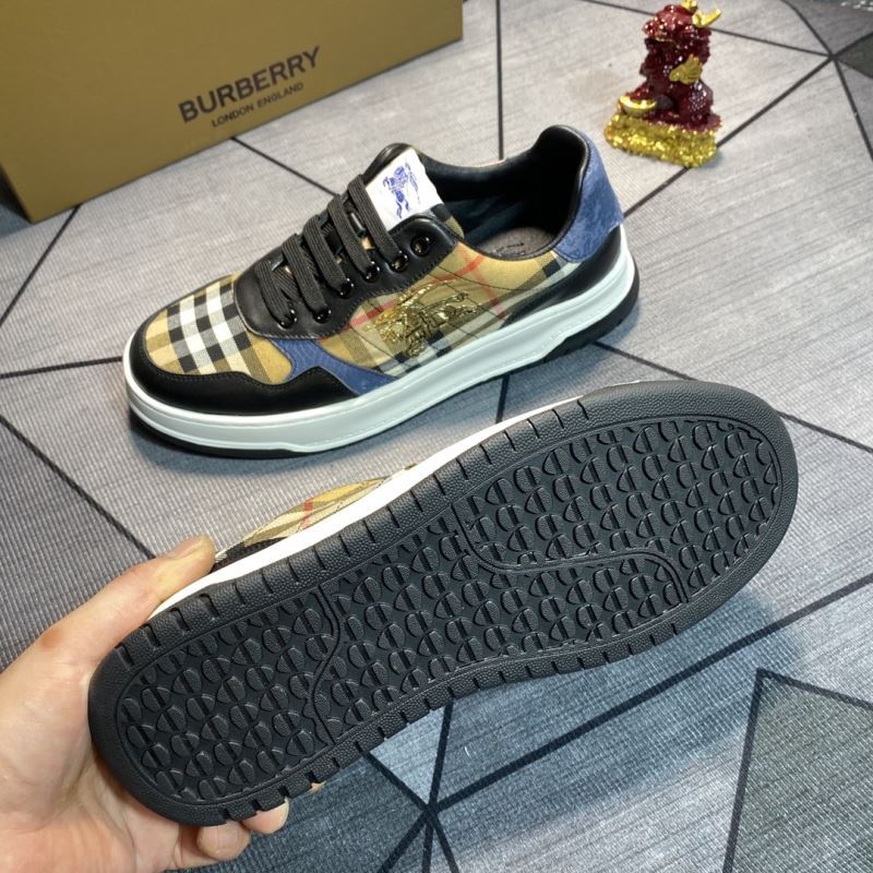 Burberry Low Shoes